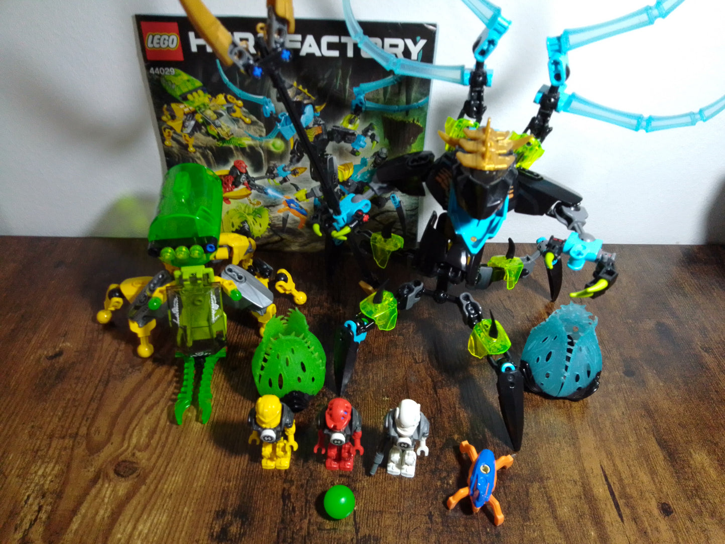 LEGO® Hero Factory | QUEEN Beast vs. FURNO, EVO & STORMER 44029