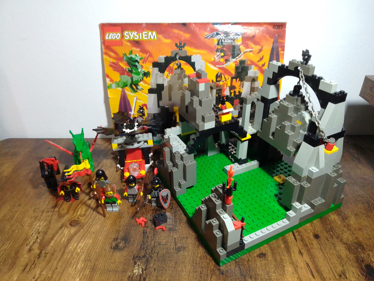LEGO® Castle | Witch's Magic Manor 6087