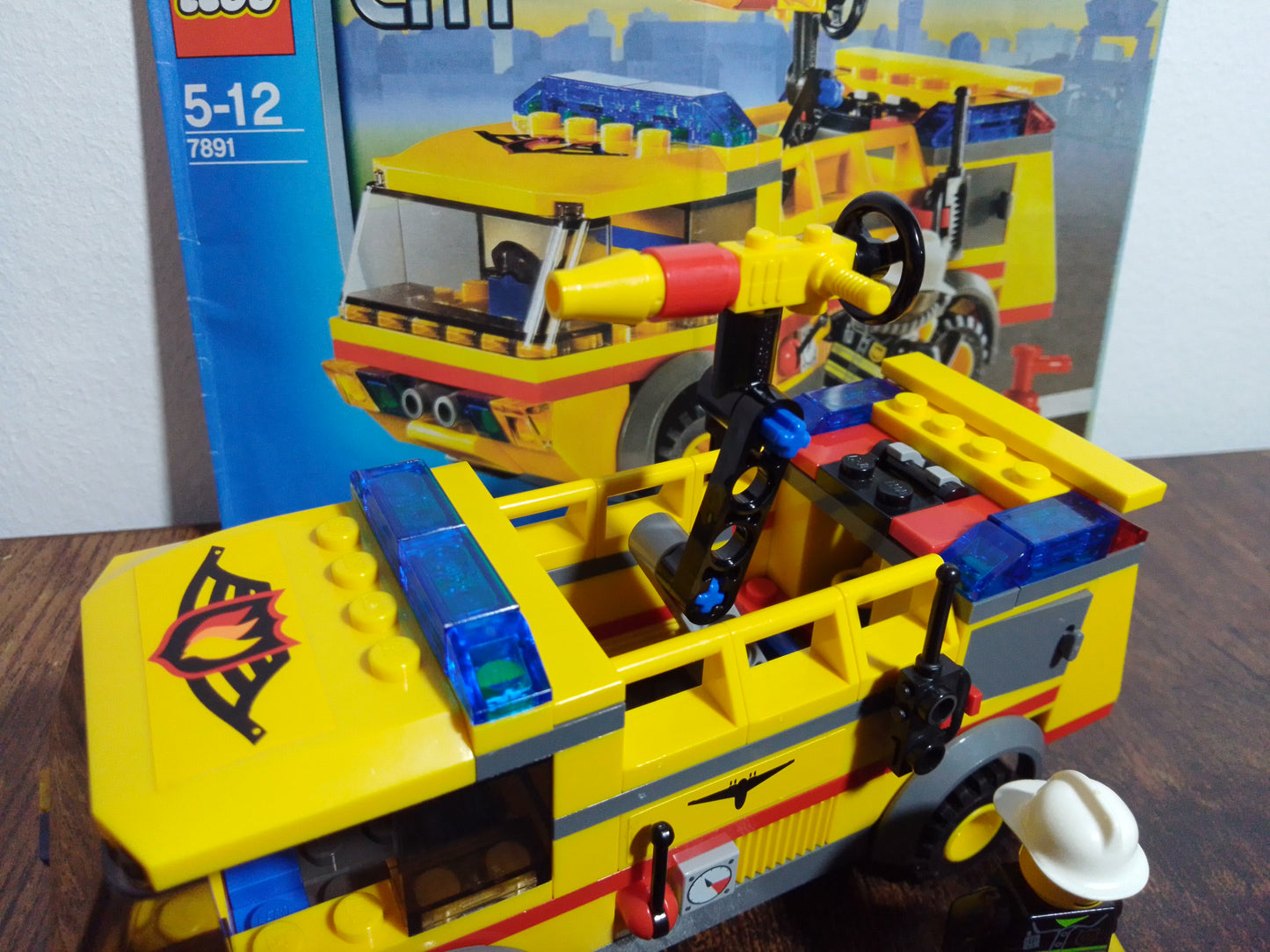 LEGO® City | Flughafen-Feuerwehrwagen 7891