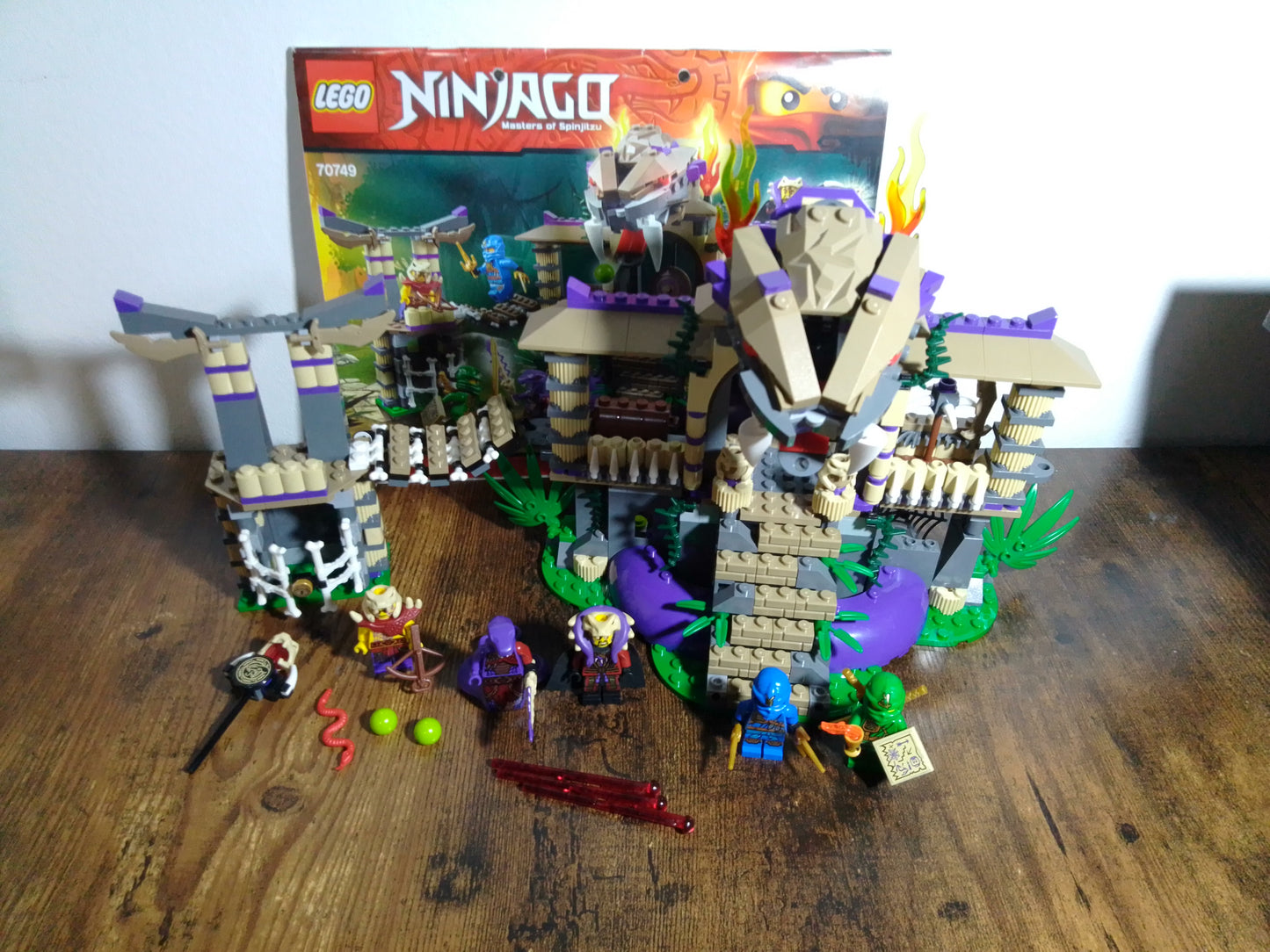 LEGO® Ninjago | Tempel der Anacondrai / Enter the Serpent 70749