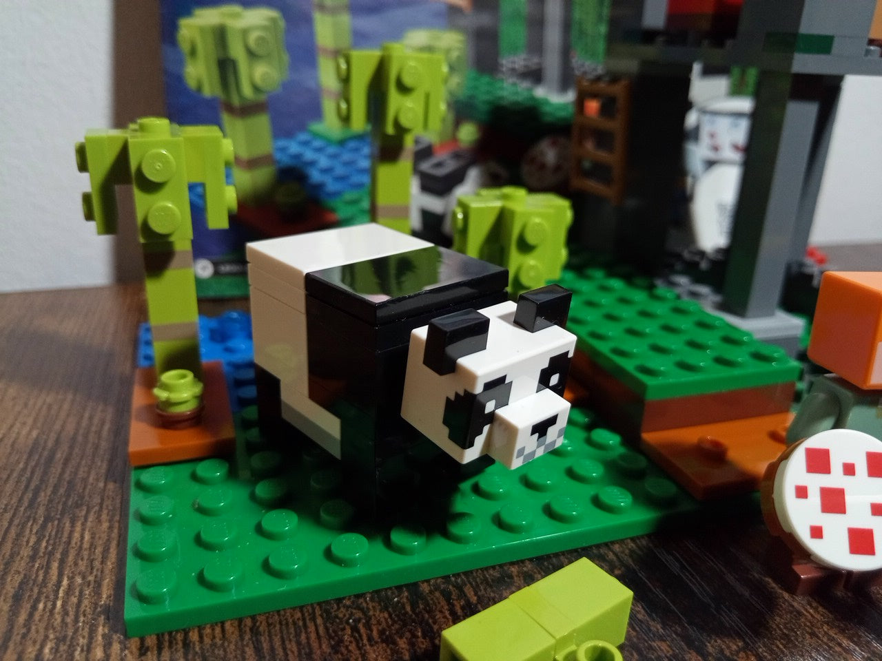 LEGO® Minecraft | Der Panda-Kindergarten 21158