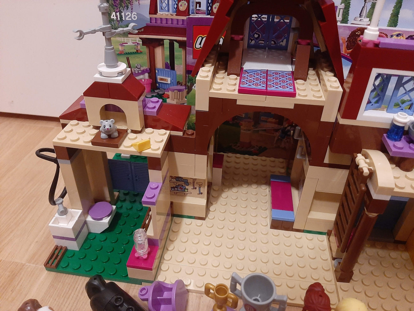 LEGO® Friends | Heartlake Reiterhof 41126