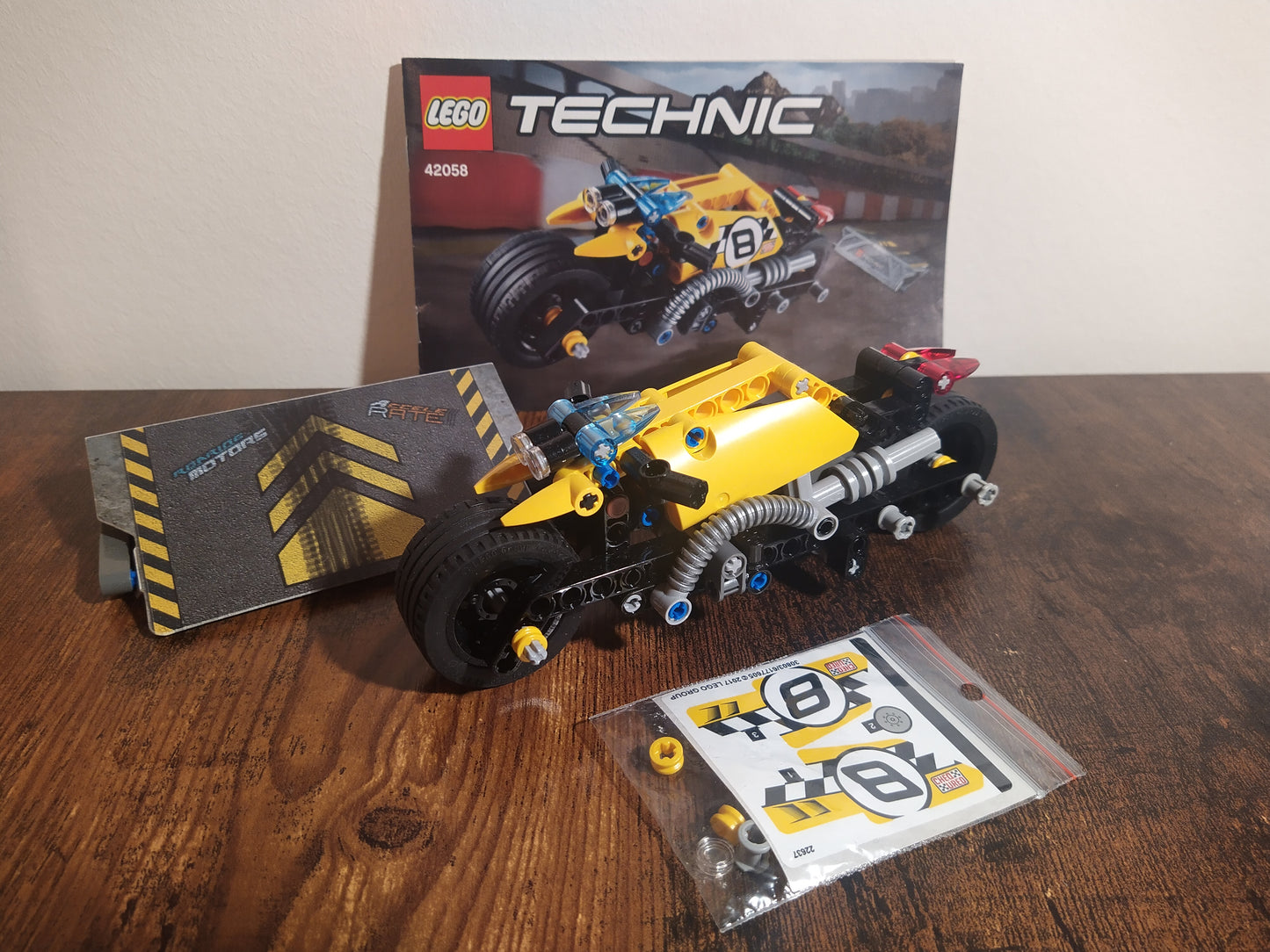 LEGO® Technic | Stunt-Motorrad 42058