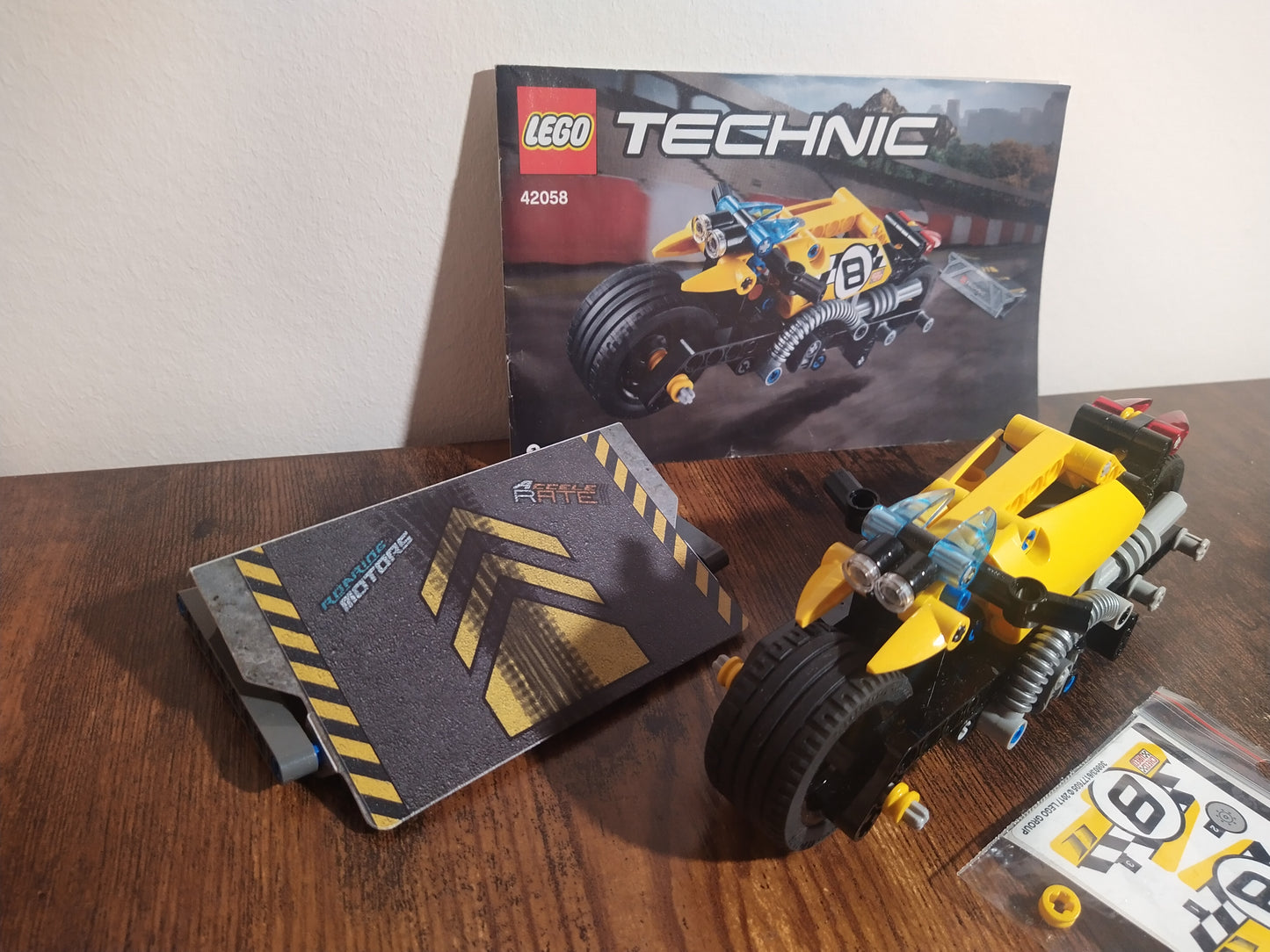 LEGO® Technic | Stunt-Motorrad 42058