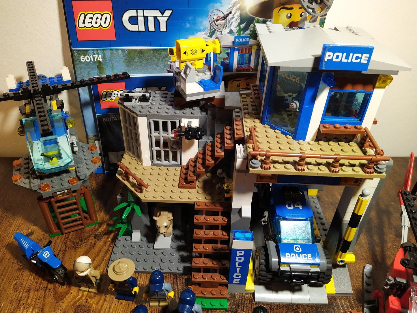 LEGO® City | Hauptquartier der Gebirgspolizei 60174