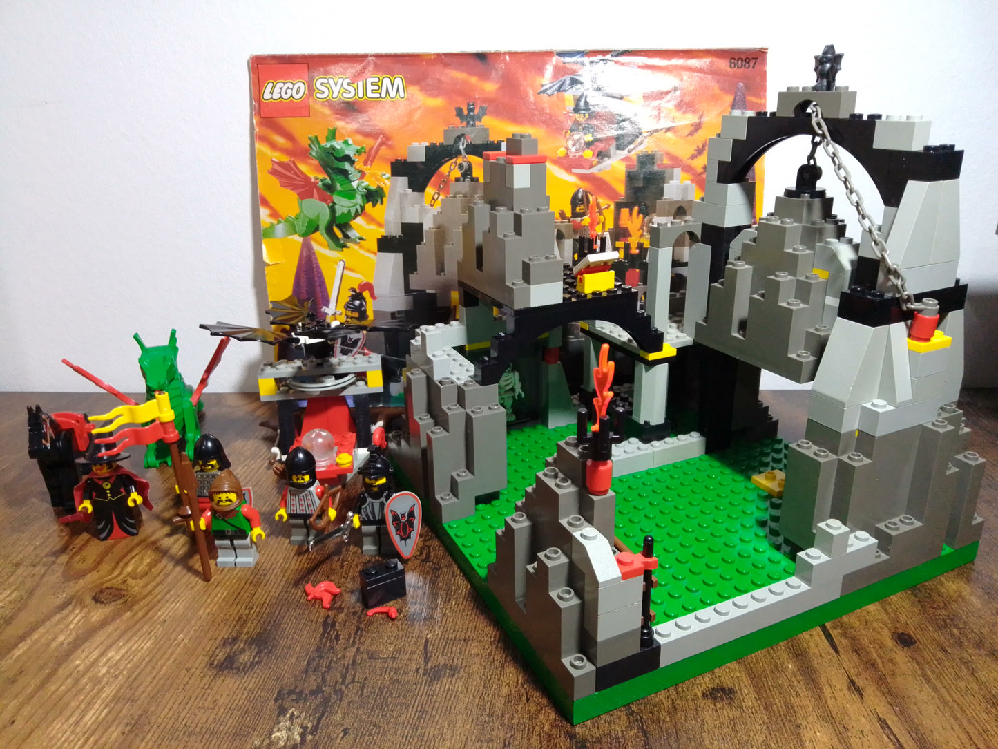 LEGO® Castle | Witch's Magic Manor 6087