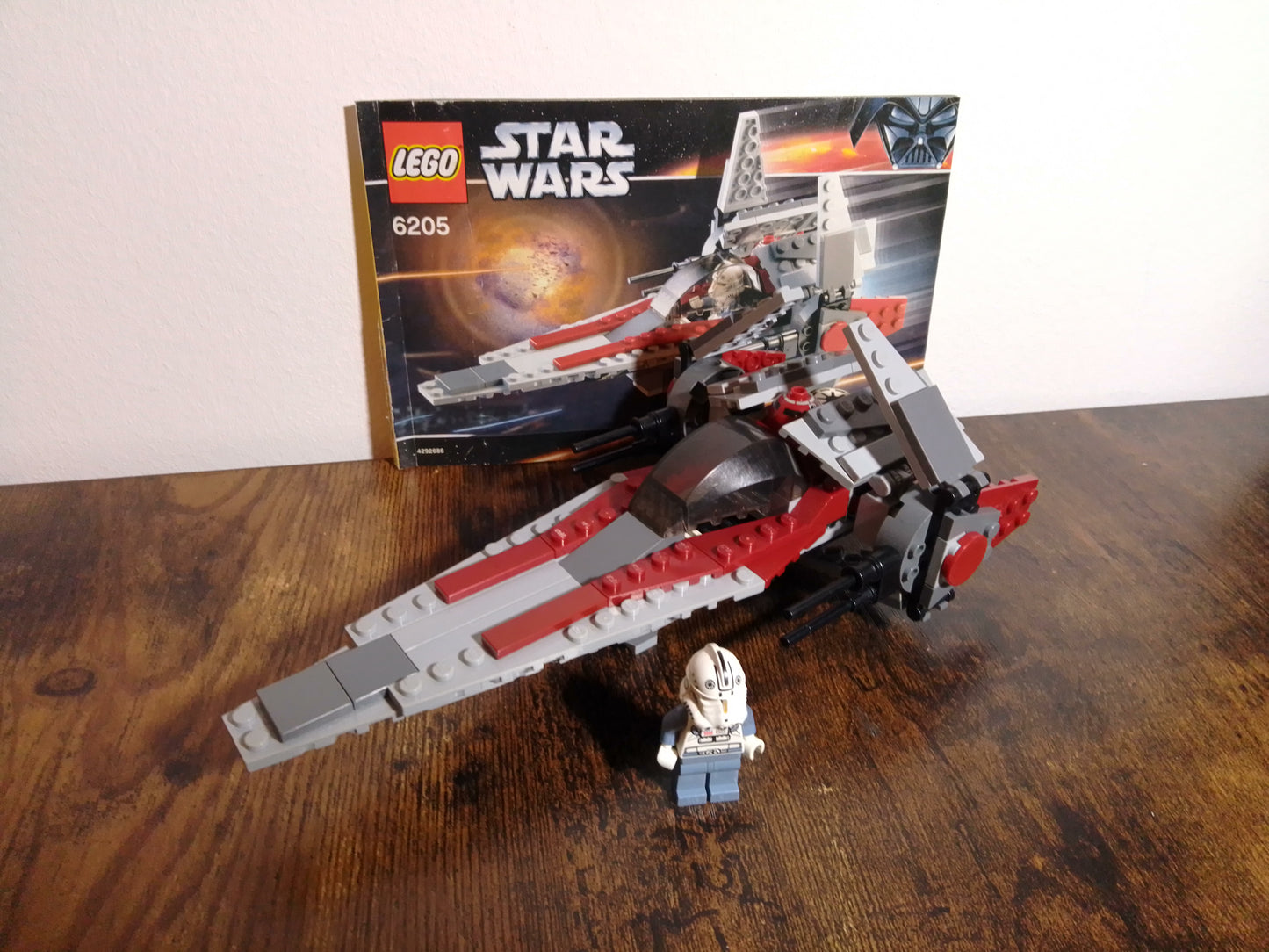 LEGO® Star Wars™ | V-Wing Fighter™ 6205