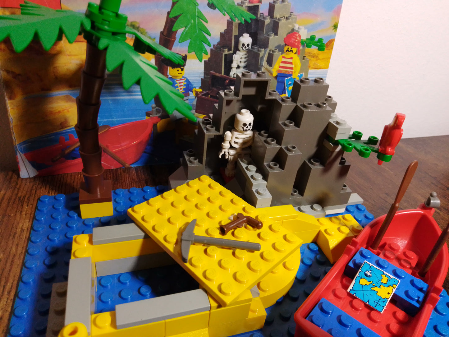 LEGO® Pirates | Rocky Reef 6254