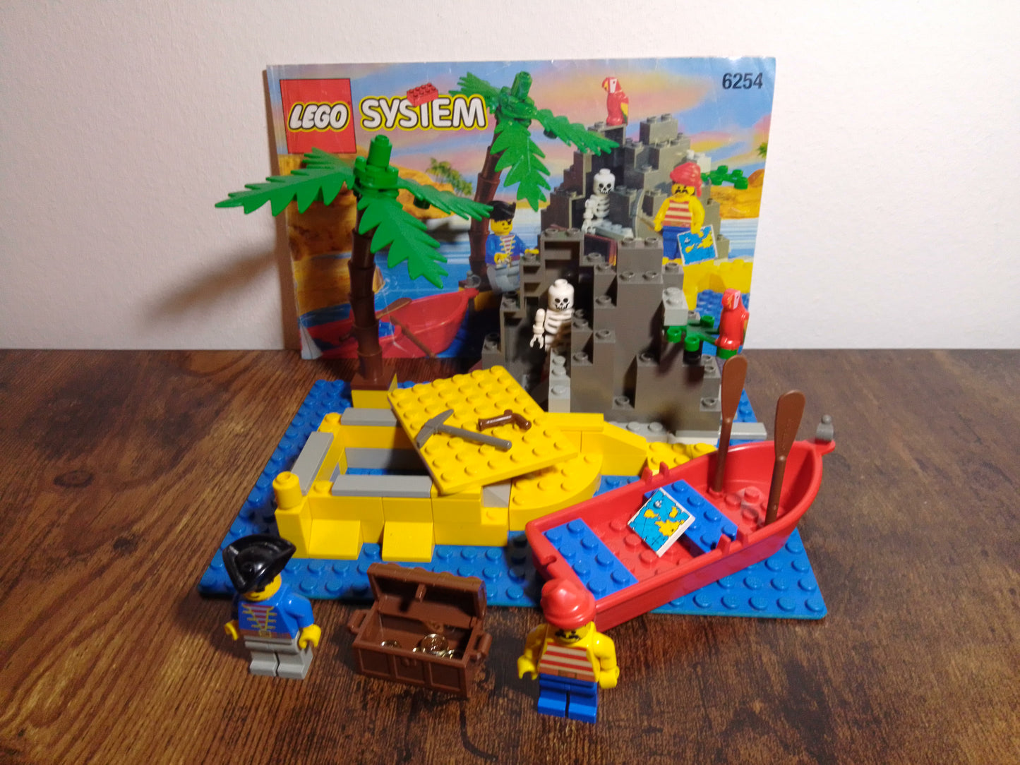 LEGO® Pirates | Rocky Reef 6254