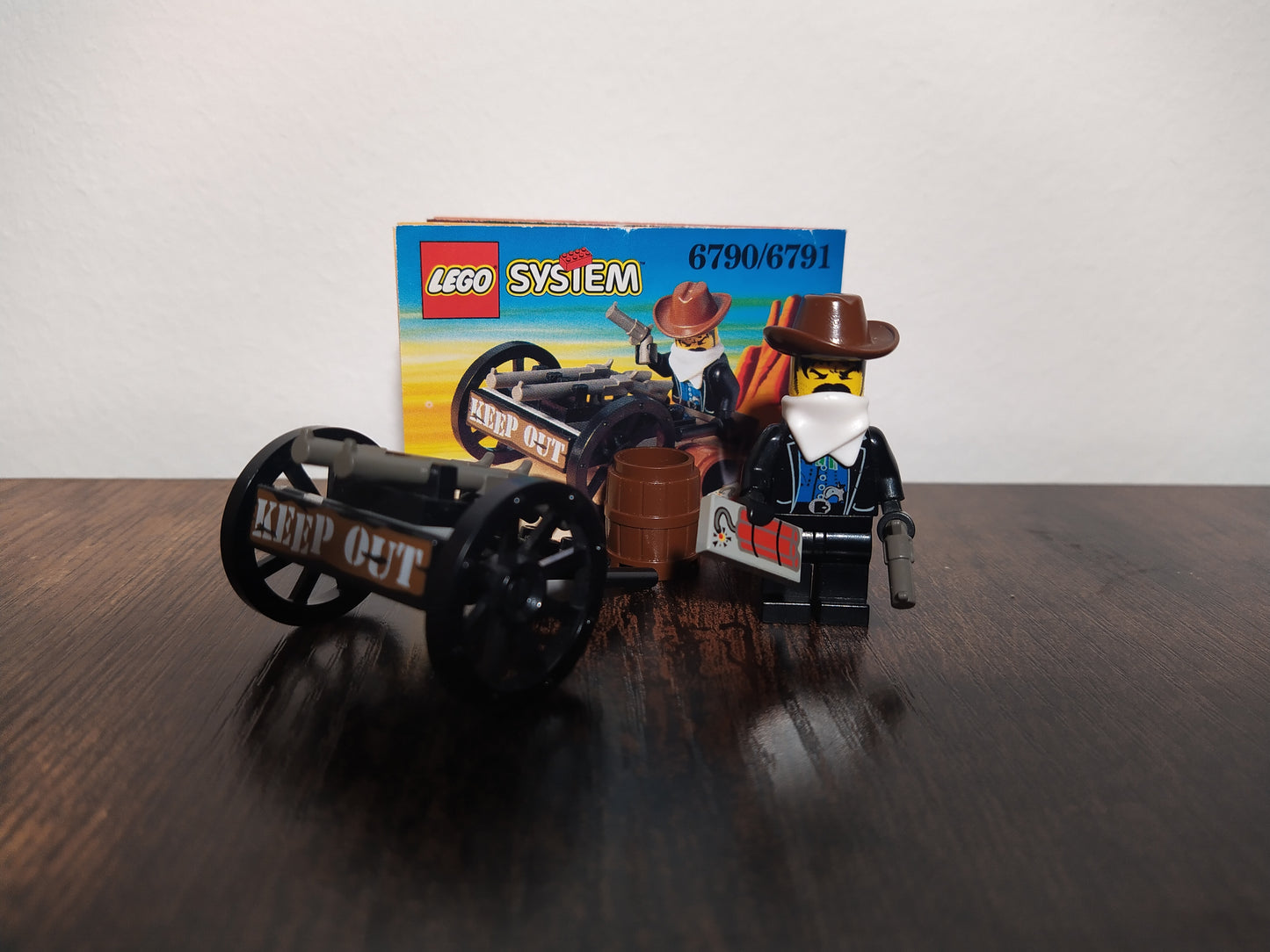 LEGO® Western | Bandit with Gun 6790