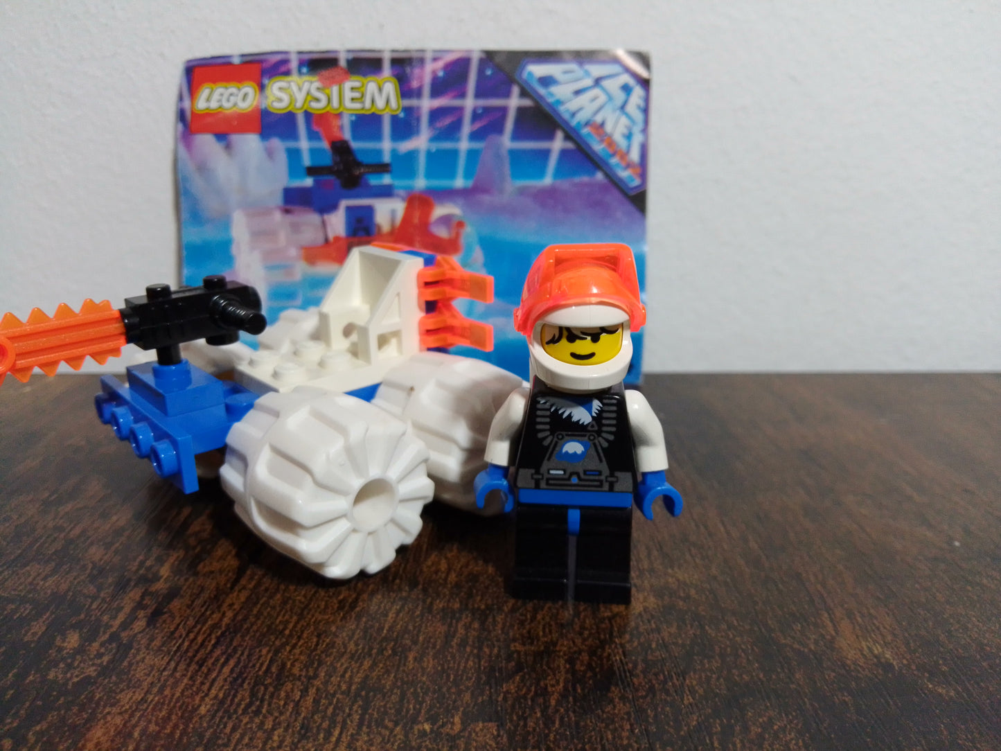 LEGO® Space Ice Planet 2002 | Ice Tunnelator 6814