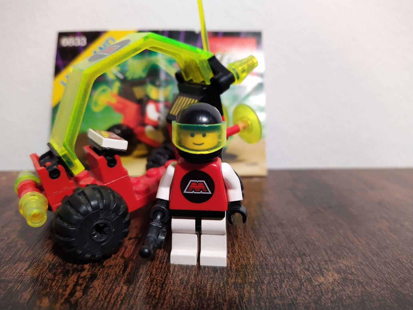 LEGO® Space M-Tron | Beacon Tracer 6833