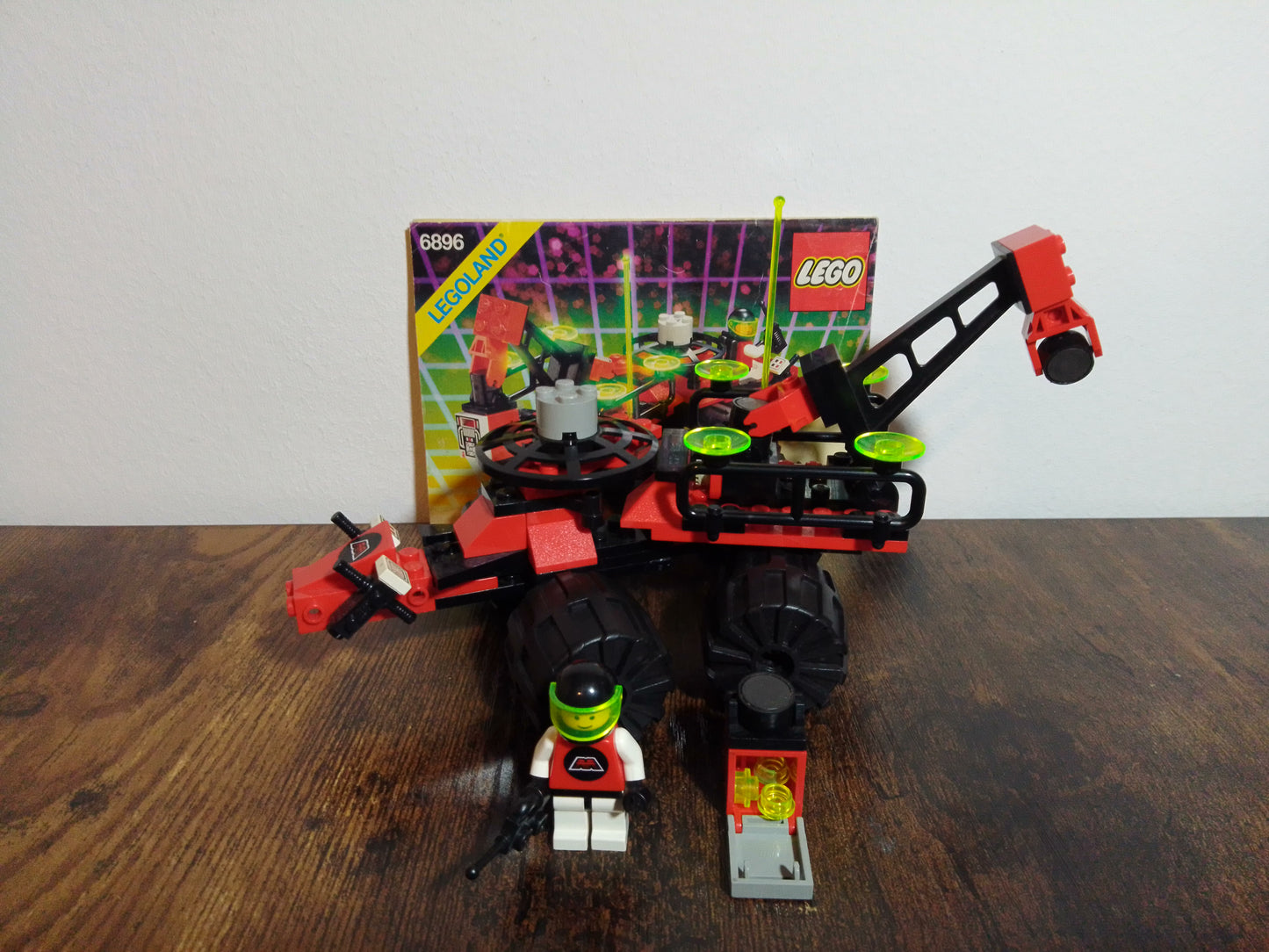 LEGO® Space M-Tron | Celestial Forager 6896