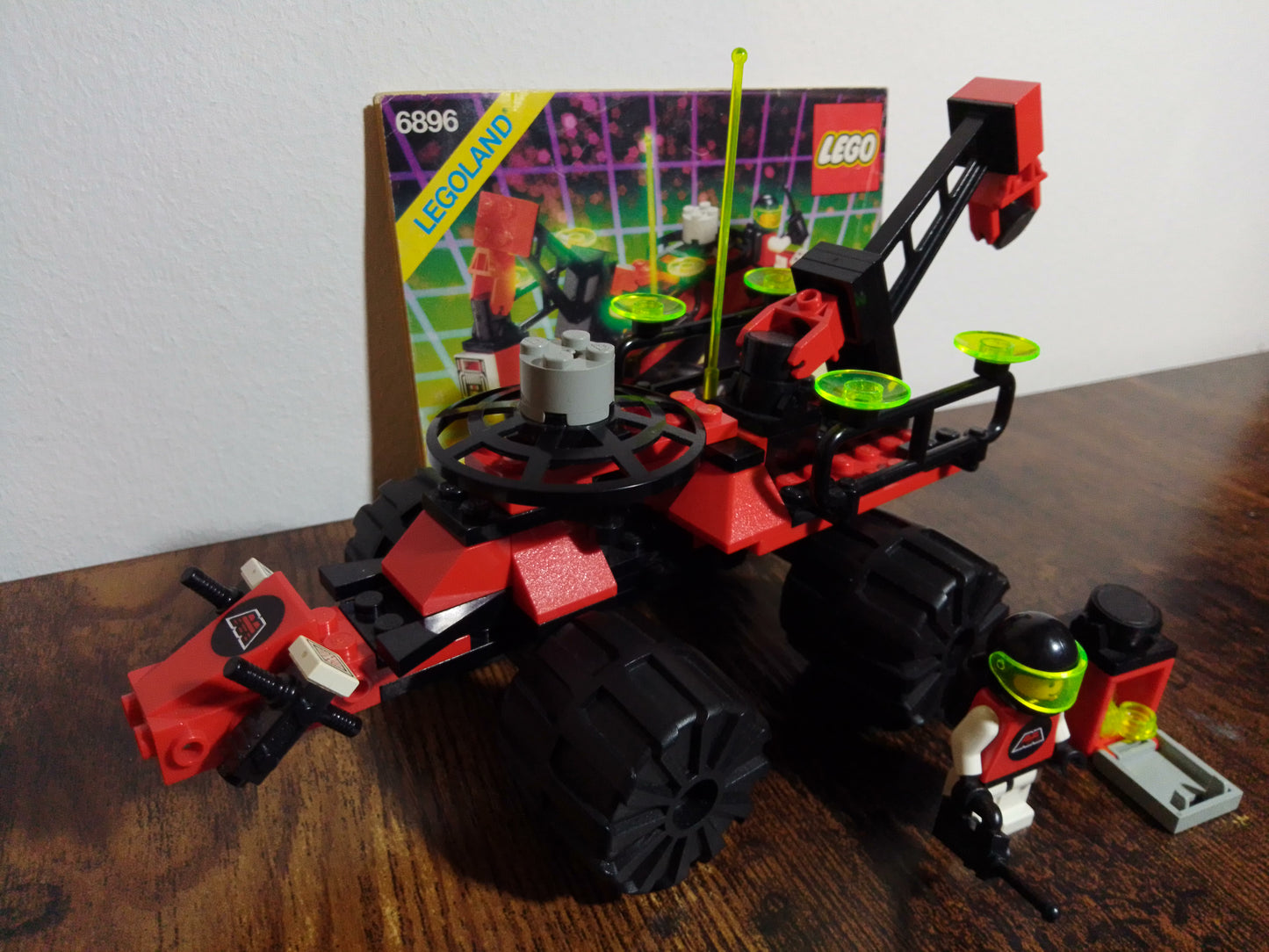 LEGO® Space M-Tron | Celestial Forager 6896