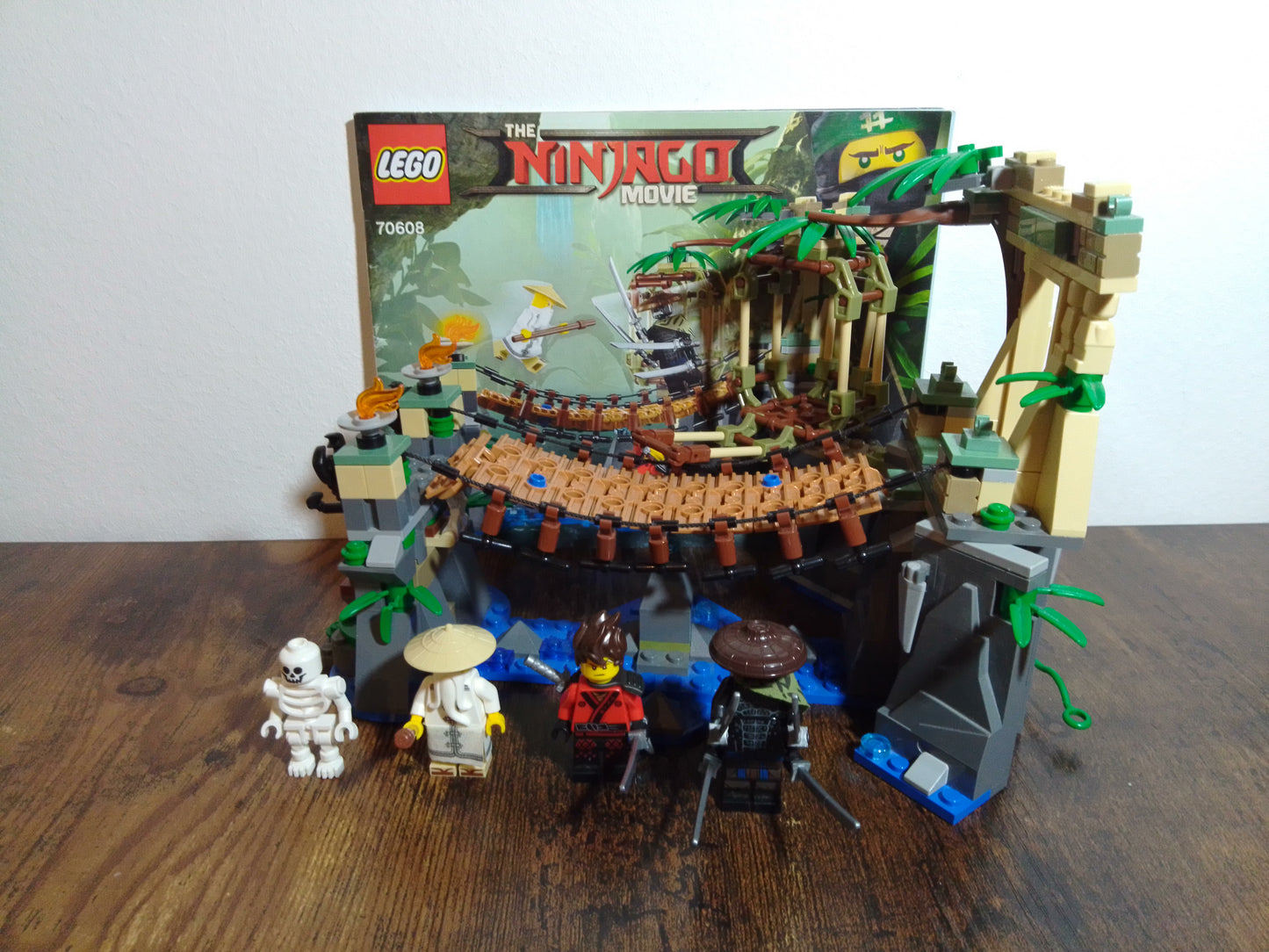 LEGO® The LEGO Ninjago Movie | Meister Wu's Wasser-Fall 70608