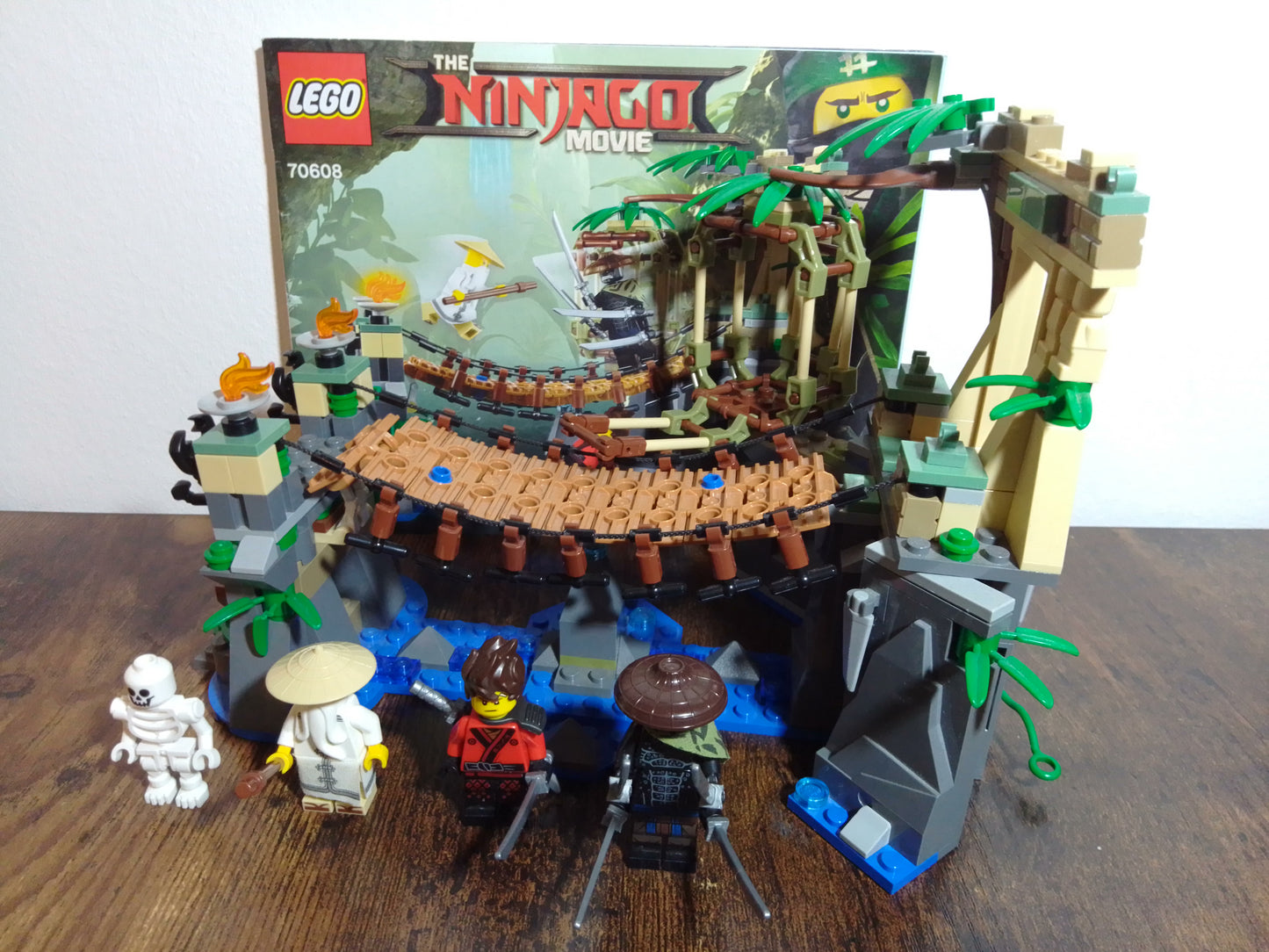 LEGO® The LEGO Ninjago Movie | Meister Wu's Wasser-Fall 70608