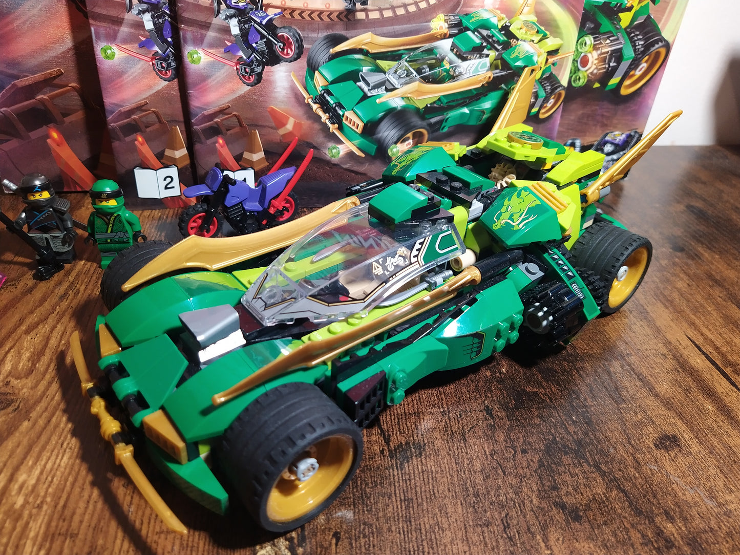 LEGO® Ninjago | Lloyds Nachtflitzer 70641