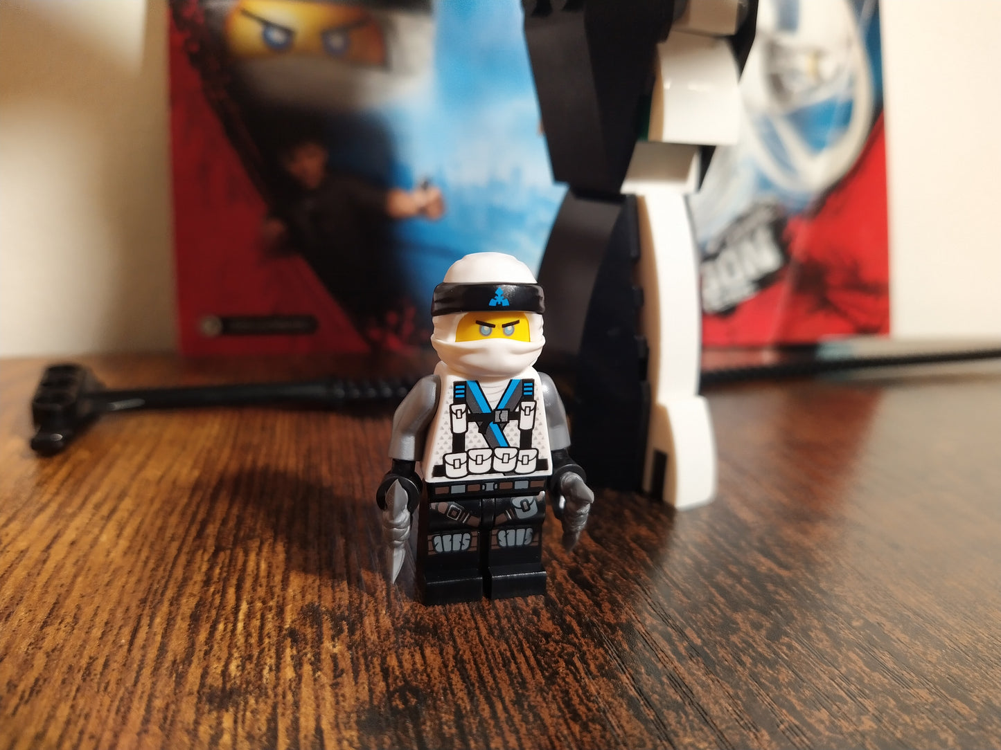 LEGO® Ninjago | Drachenmeister Zane 70648