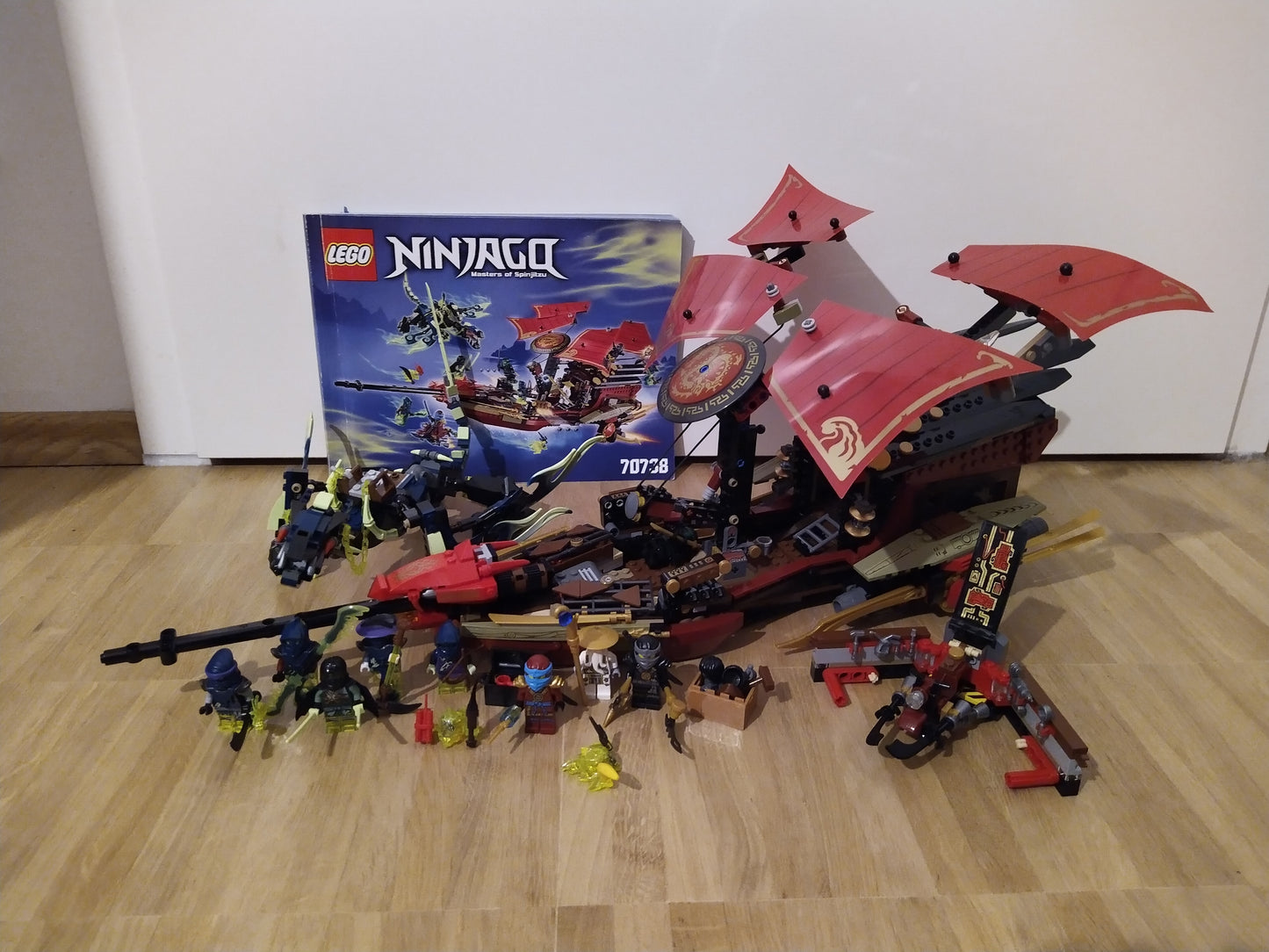 LEGO® Ninjago | Der letzte Flug des Ninja-Flugseglers 70738