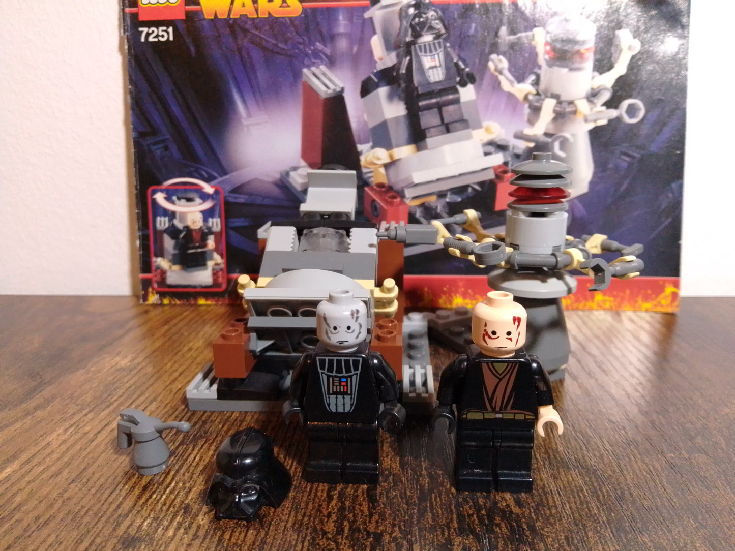 LEGO® Star Wars ™ | Darth Vader™ Transformation 7251