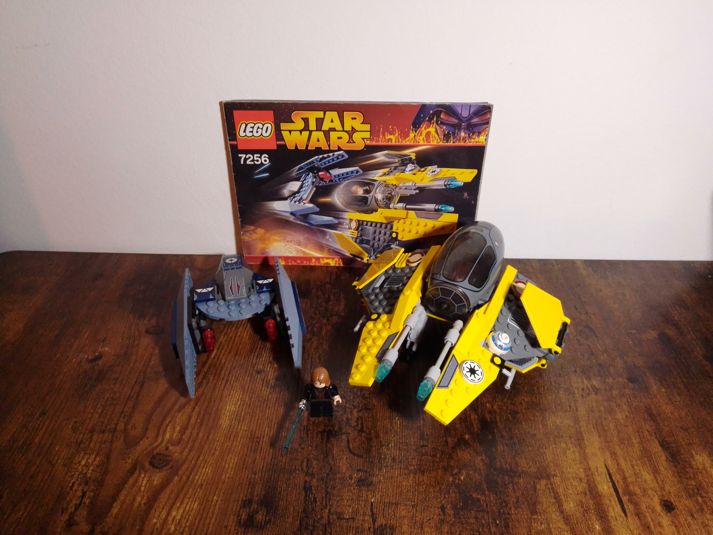 LEGO® Star Wars ™ | Jedi Starfighter™ & Vulture Droid™ 7256