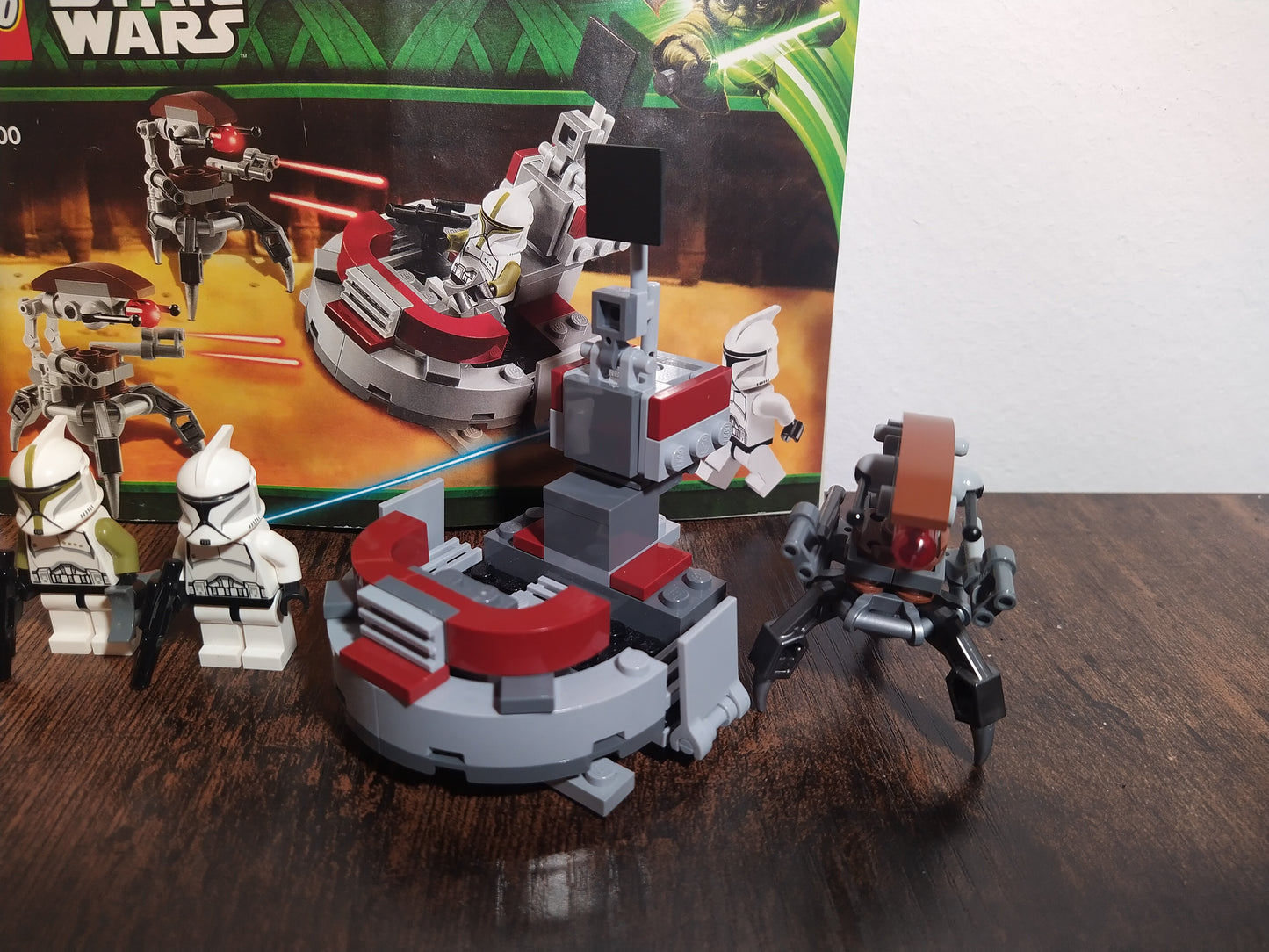 LEGO® Star Wars™ | Clone Troopers™ vs. Droïdekas™ 75000