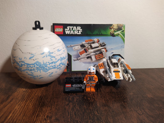LEGO® Star Wars™ | Snowspeeder™ & Hoth™ 75009