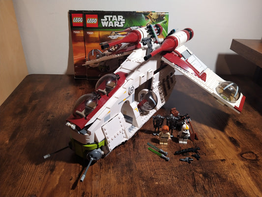 LEGO® Star Wars™ | Republic Gunship™ 75021 / unvollständig