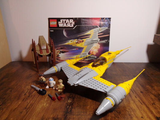 LEGO® Star Wars™ Naboo N-1 Starfighter™ und Vulture Droid 7660