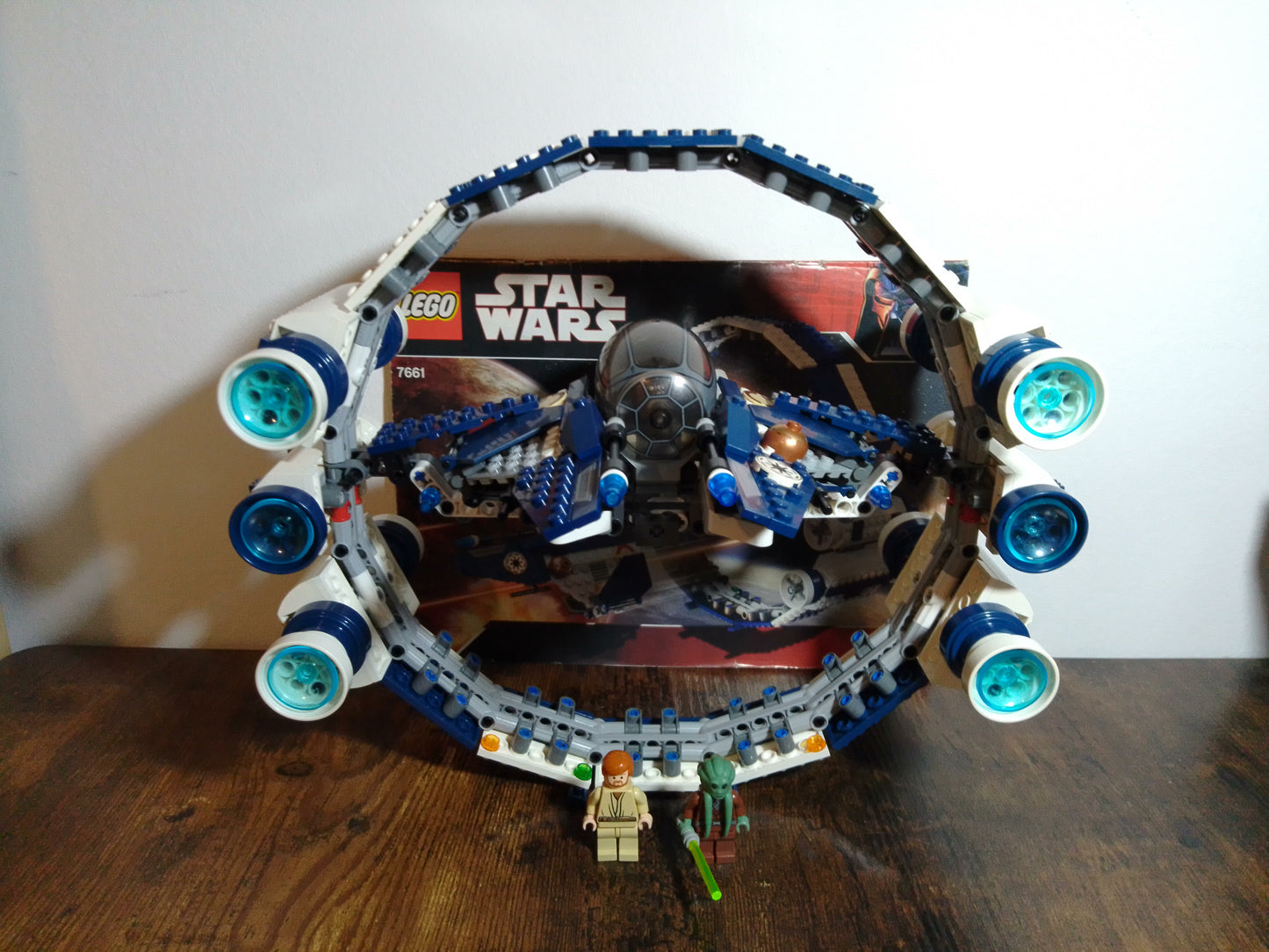 LEGO® Star Wars™ | Jedi Starfighter™ mit Hyperdrive Booster 7661