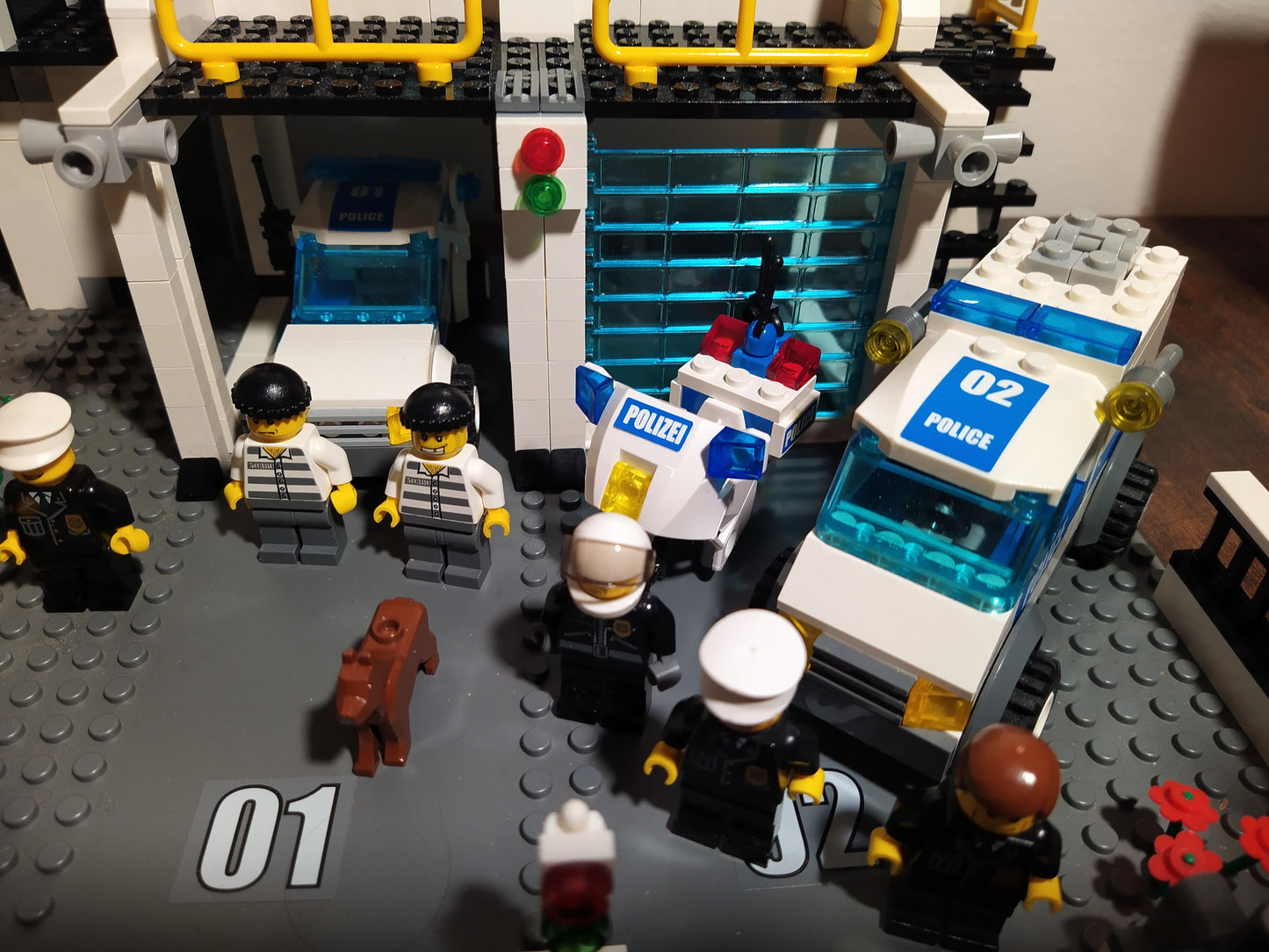 LEGO® City | Große Polizeistation / Polizei-Hauptquartier 7744