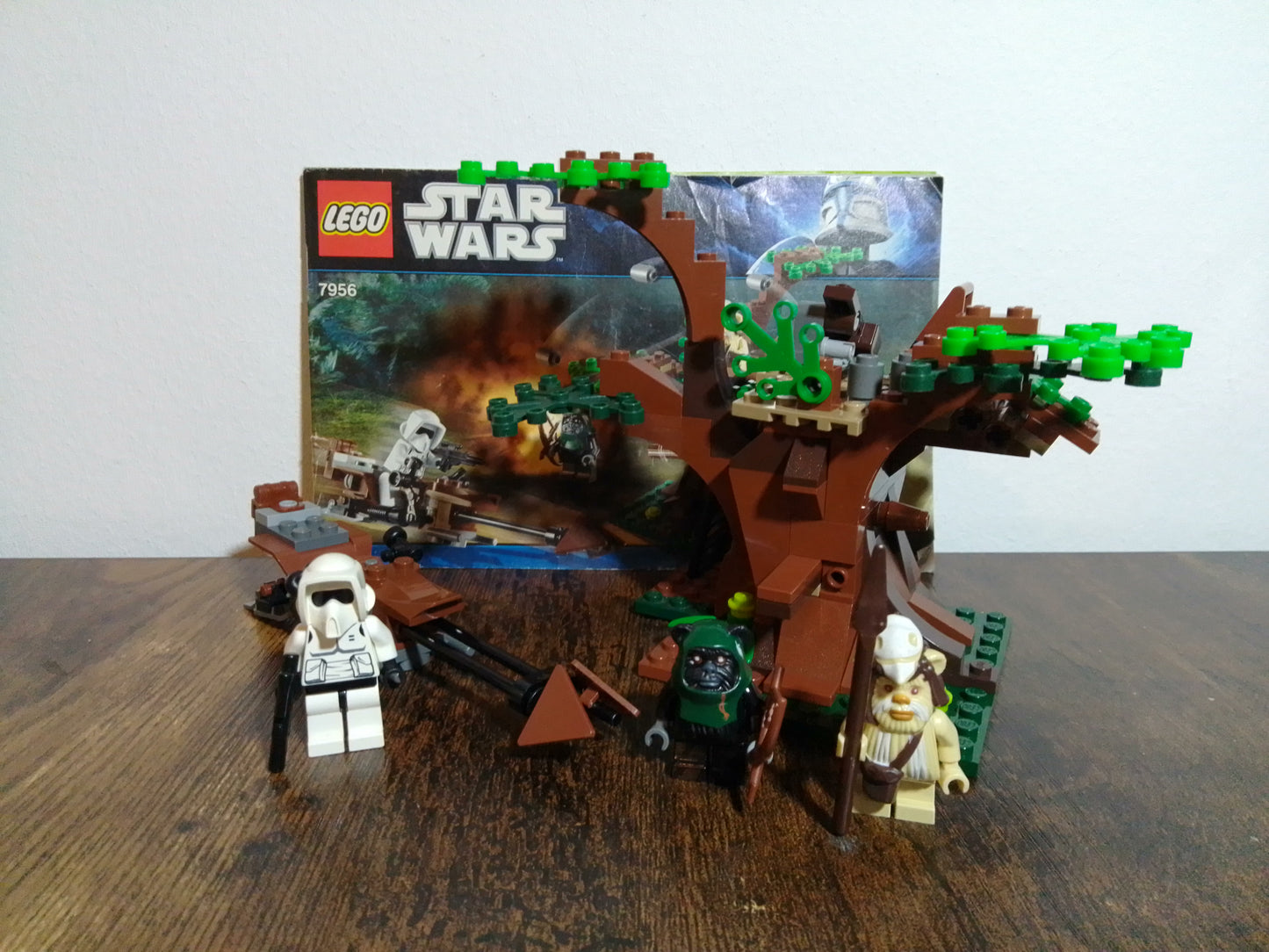 LEGO® Star Wars | Ewok™ Attack 7956