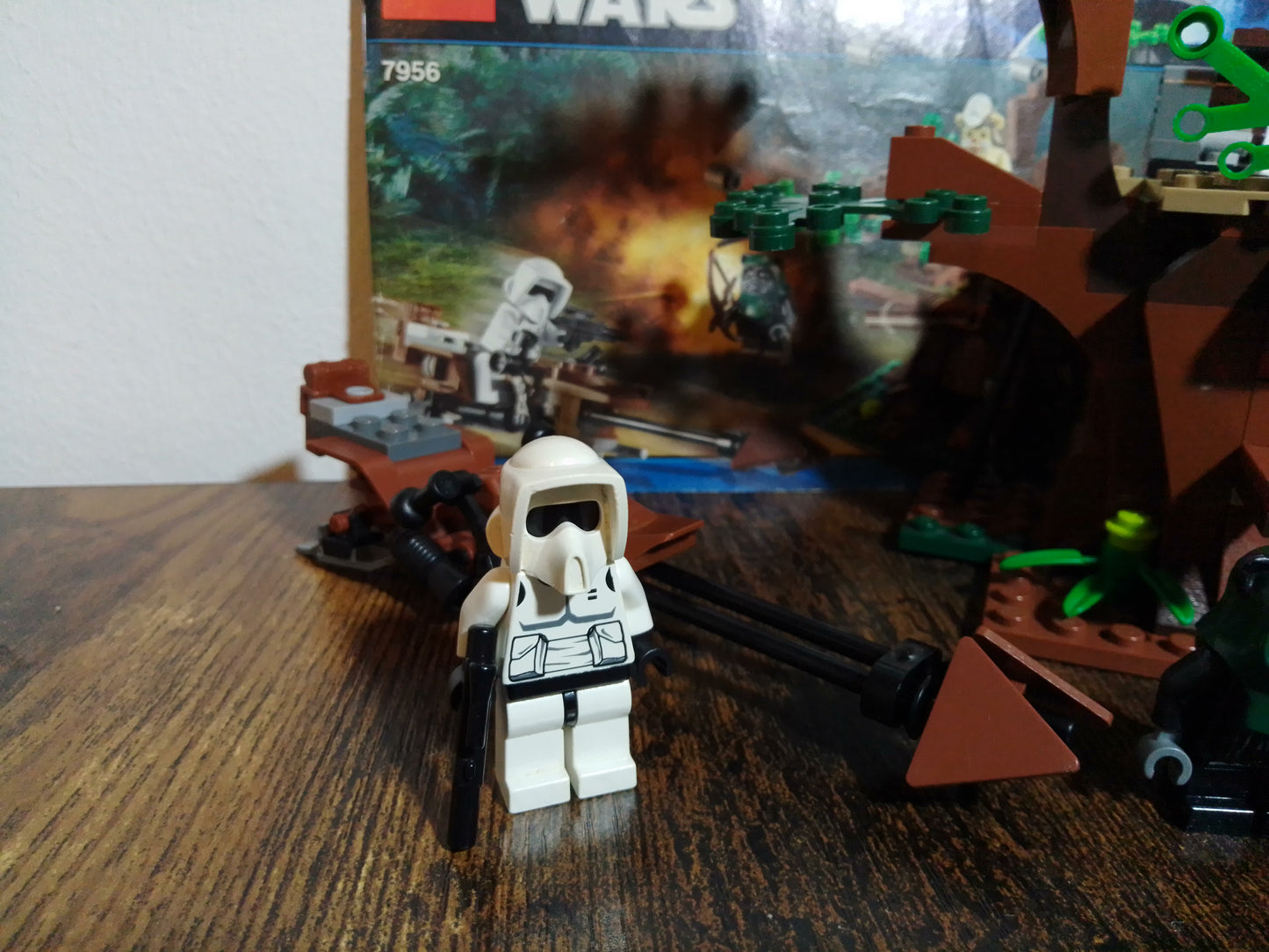 LEGO® Star Wars | Ewok™ Attack 7956