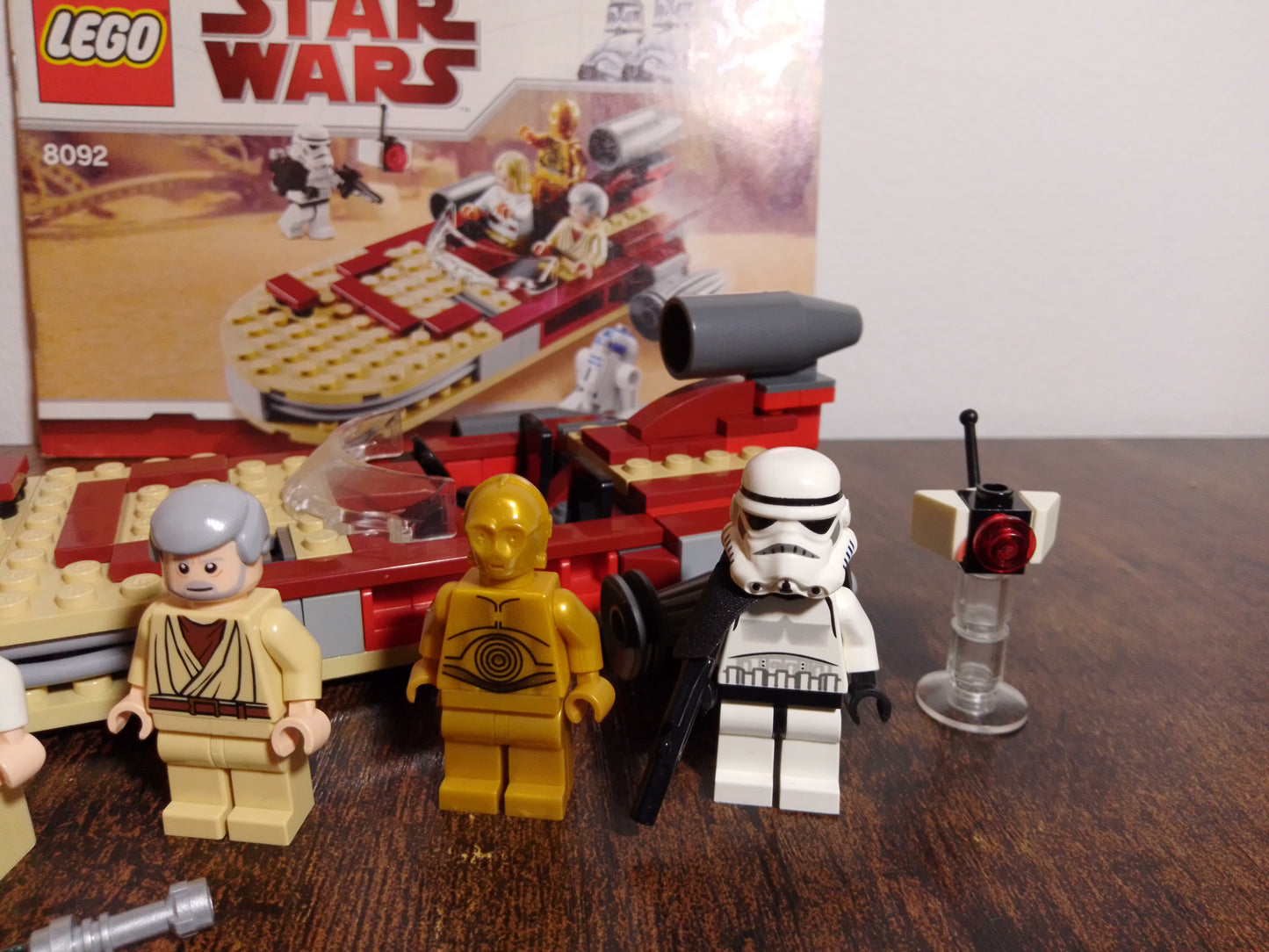 LEGO® Star Wars | Luke’s Landspeeder™ 8092